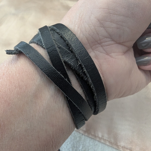 Leather wrap bracelet with silver buckle Be Brave - Picture 4 of 4